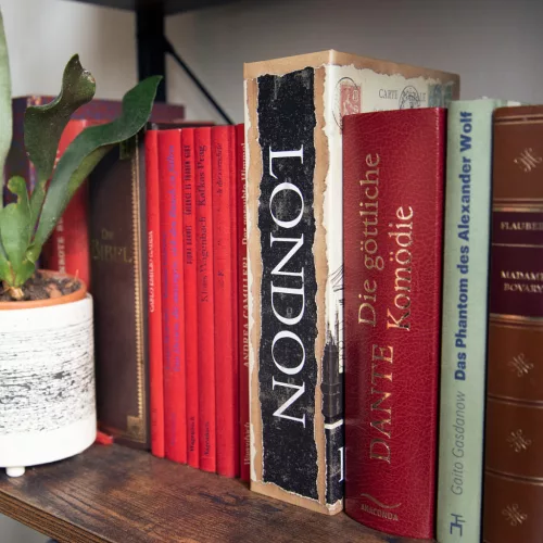Seif tip carte Navaris, design Londra, 18.5x11.5x5.2 si 24x16x5 cm, 2 chei, albastru, otel