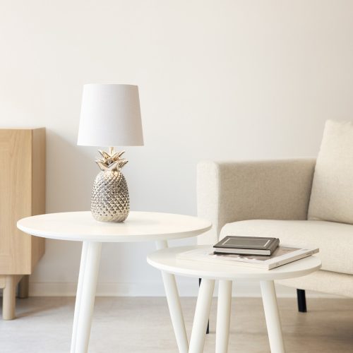 Set 2 abajururi E14 Navaris, forma triunghiulara, invelis textil, alb/argintiu, textil