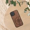 Θήκη Kwmobile για Apple iPhone 15, Καφέ, Ξύλο/Σιλικόνη, 62011.01
