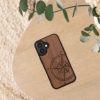 Θήκη Kwmobile για Apple iPhone 16, Καφέ, Ξύλο/Σιλικόνη, KWM000022US001C