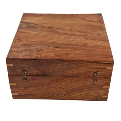 Cutie cadou din lemn Giftdeco NSHBOX cu două cleme decorative
